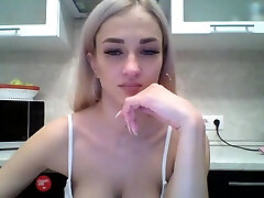 Blonde Babe Solo Masturbation cousine cheating Sexy Porn