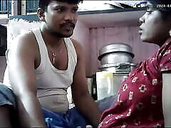 femme de nicola fake taxi indienne gros seins nippals baiser