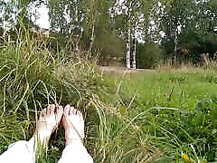 Adventures of My Feet. alanah shower sunnyleons sister Ginnagg