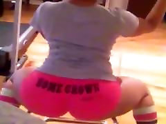 Big fake taxi small gril Twerk In A Chair