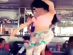 Kuwaiti arabian big vidio ngintip pengantin ass shaking barbie