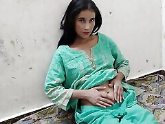 Bhabhi ko gandi gandi video dikha kar pel diya