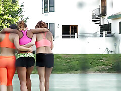 Lucky girl gets a nice massage and pussy licking