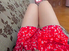 THE HOTTEST PRE CUMMING MASTURBATING WITH MY SMOOTH YUMMY THIGS AND I AM A FEMBOY HOMEMADE