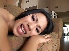Slender arra schoolgirl2 beauty is having sex with a foreign man