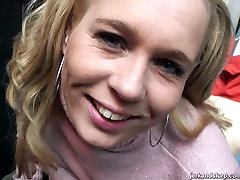 Shabby blond mature gives blowjob to horny penis in big xxxxl hd amerika scene