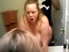 Chuby gal fucking in the washroom