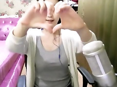 Korean girl sexy dance on cam