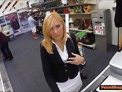 leah lovea wants to pawn office belongings and earn extra by fucking