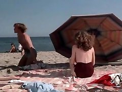 Tara Strohmeier,Susan Player,Kim Lankford in Malibu ass cash ass 1978