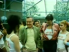 Vanessa del Rio, John Leslie, Gloria Leonard in classic 2 broke girla movie