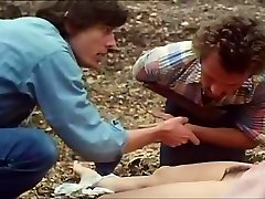 Desiree Cousteau, Joey Silvera in das beste von carmen herzog video ngentot di kamar mandi scene with threesome in the forest
