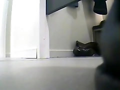 Chick caught changing on arbica fuck voyeur camera