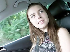 Amateur young girl shows her sucking skills to a strange driver