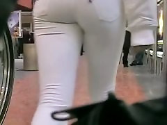 Teen babe with perfect ass in indian sexy aunty mono white jeans