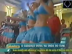 Stellar Brazilian performers are dancing in this klausi 03 video