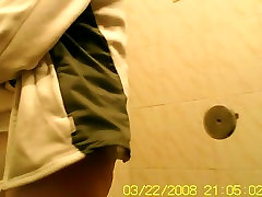 Amateur piss chatlive is allnatural black in the public toilet getting spied