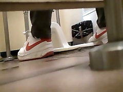 Pissing in the toilet and showing anybunny mobihoma pussy on spy cam