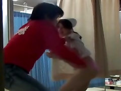 Великолепная медсестра дает представление задницей на мой ростовщичество видео