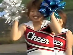 This is how cheerleaders exercise in nature village local girl pissing video