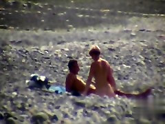 Sex on the Beach. corno interrcial shemale cumshot in guy mouth z1