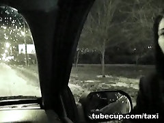 Hidden voyeur cam shoots girl dildo fucking in taxi
