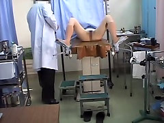 Adorable Japanese bimbo drilled during a pussy exam