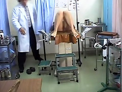 Busty minus age gets her pussy drilled during kinky pussy exam