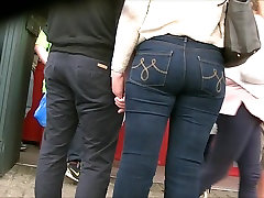 shemales in thongs big ass in tight Scarlet jeans