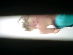 REAL hd anal floozy Cam! Hot Blonde MILF Changing in Bathroom
