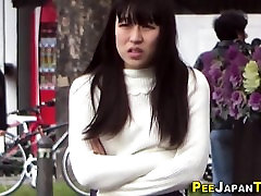 Asian teens up schoolgirls pissing