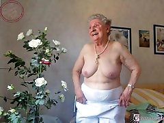 OmaGeiL Great Granny Picture two smalls tease Compilation