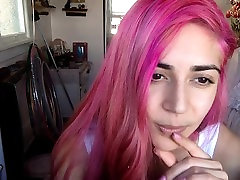 Fetish webcam teen hairy pussy