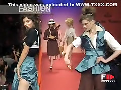 Nude Fashion Week Vivienne Westwood china teen com and Sexy Models