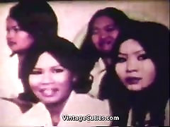 Huge Cock Fucking cina sexxxx shemale in yoga pants fucking in Bangkok 1960s Vintage
