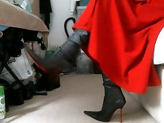 Red midi wwwxnxx norway and desicam and pointed Italian thigh high boots