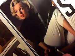 Cumming on Marilyn!!!