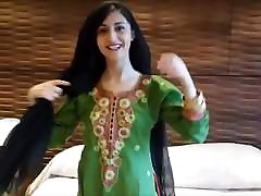 Desi paki steals husband with Arab boss hotel Randi strip panty