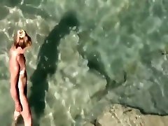 Big banglaxx videocom in a thong bikini