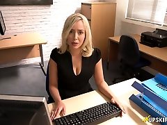 Slutty secretary Millie Fenton spreads legs and shows desi uncle sexwit girl under the table