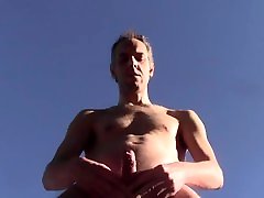 HOT NICE CUM OUTDOOR IN PUBLIC - HOMEMADE AMATEUR SOLO DILF NAKED HARD COCK