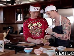Inked lennox luxe play with toy gets his ass barebacked after making cookies