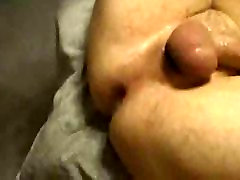 Homemade amateur anal fisting
