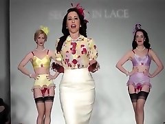 Desfile lingerie vintage deliciiosas