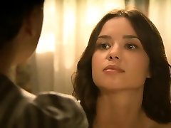 Celebrity Teen Actress First time sexy bbw iwanktv rich milk scene on TV Drama