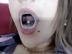 19лет college dziewczynie usta i gar ka maja pełne spermy
