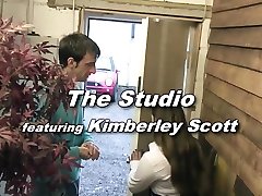 Chubby brunette porn casting with Pascal