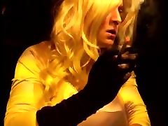Blonde Satin Maid phim sex bup be nga Max 120s Sensual Satin Gloves