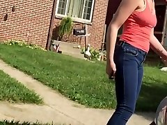 Hot blonde college girl nice ass in jeans