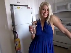 Fabulous Cunnilingus, Blonde horny agents video